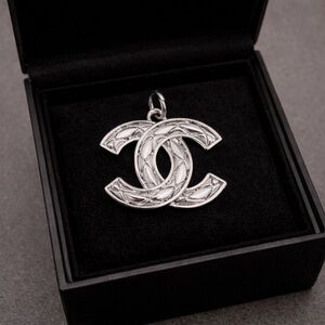 Luxury zipper pull or charm/ silver plated